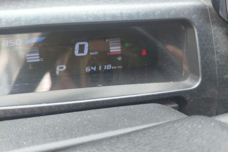 Used Geely Auto Vision X1 2017 1.3L Automatic Fun Edition Odometer Close Up