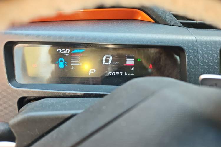 Used Geely Auto Vision X1 2017 1.3L Automatic Player Edition Odometer Close Up