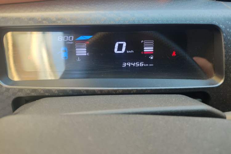 Used Geely Auto Vision X1 2017 1.3L Manual Frenzy Edition Odometer Close Up