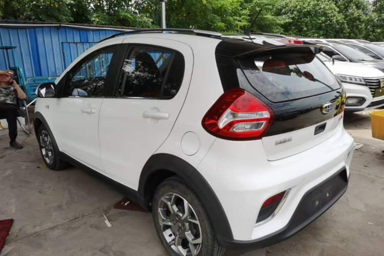 Used Geely Auto Vision X1 2017 1.3L Automatic Fun Edition Rear Left 45 Deg