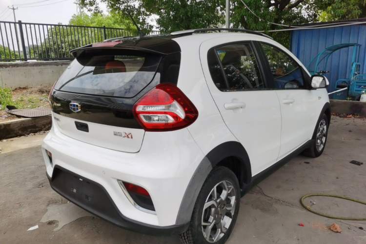 Used Geely Auto Vision X1 2017 1.3L Automatic Fun Edition Rear Right 45 Deg