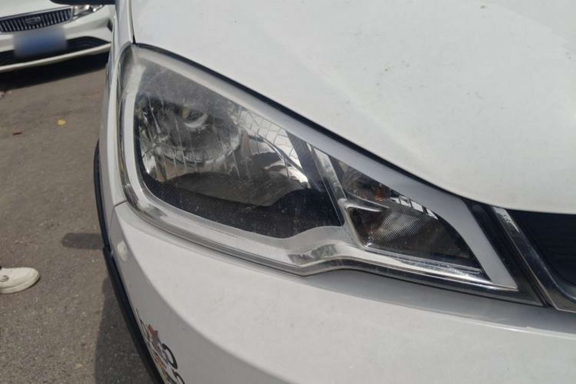 Used Geely Auto Vision X1 2017 1.3L Manual Frenzy Edition Right Front Headlight