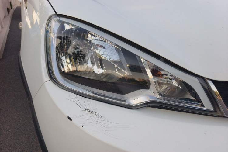 Used Geely Auto Vision X1 2017 1.3L Automatic Fun Edition Right Front Headlight