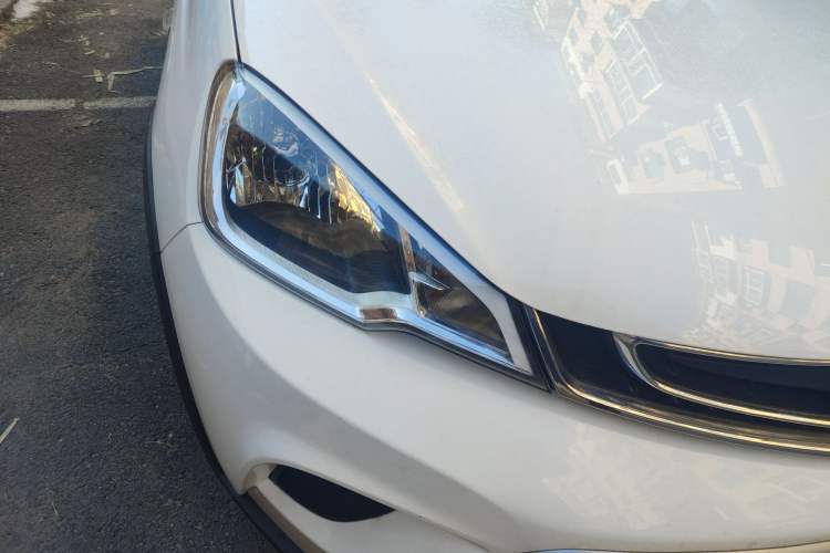 Used Geely Auto Vision X1 2017 1.3L Manual Frenzy Edition Right Front Headlight
