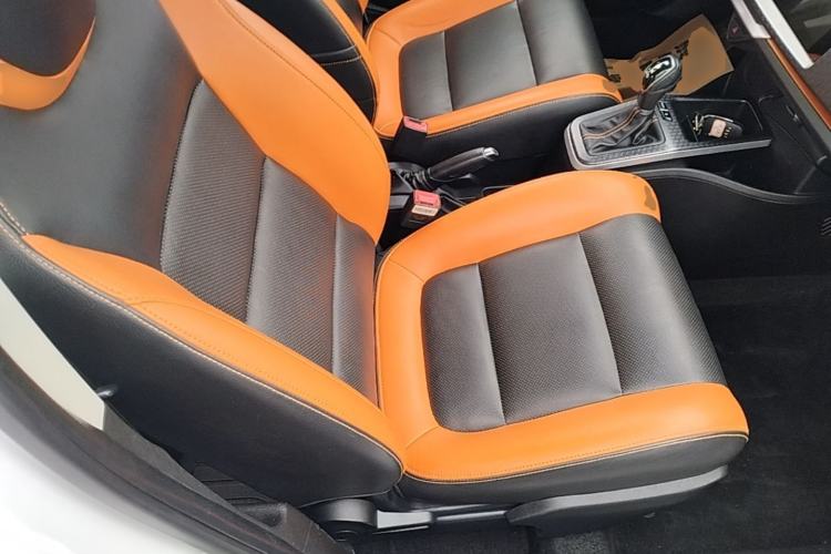 Used Geely Auto Vision X1 2017 1.3L Automatic Player Edition Right Front Seat
