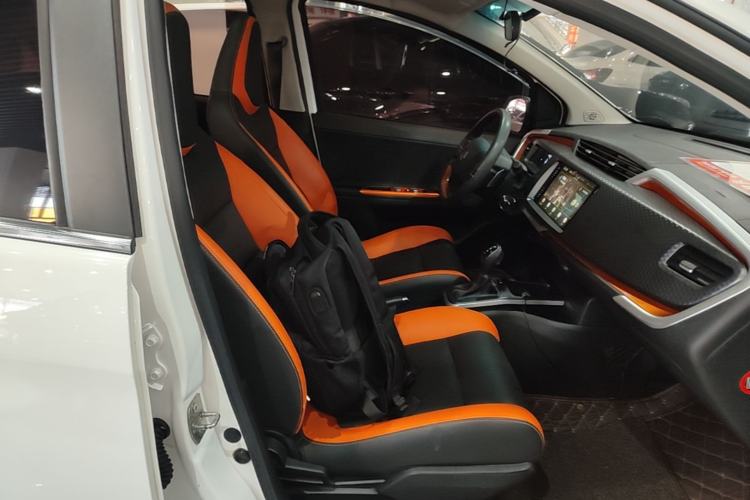 Used Geely Auto Vision X1 2017 1.3L Automatic Player Edition Right Front Seat