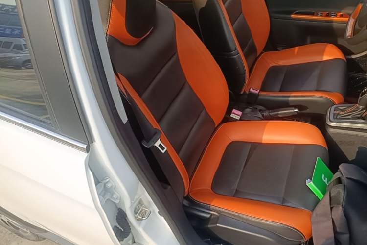 Used Geely Auto Vision X1 2017 1.3L Automatic Player Edition Right Front Seat