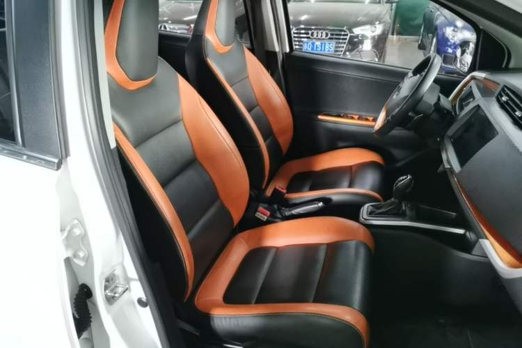 Used Geely Auto Vision X1 2017 1.3L Automatic Player Edition Right Front Seat
