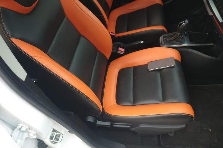Used Geely Auto Vision X1 2017 1.3L Automatic Player Edition Right Front Seat