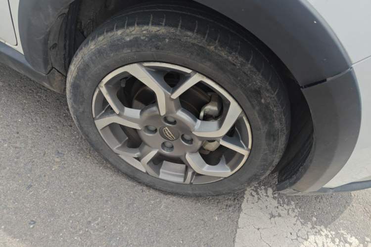 Used Geely Auto Vision X1 2017 1.3L Manual Frenzy Edition Right Front Wheel Hub
