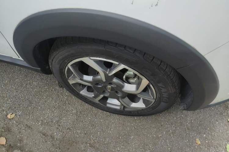 Used Geely Auto Vision X1 2017 1.3L Automatic Player Edition Right Front Wheel Hub
