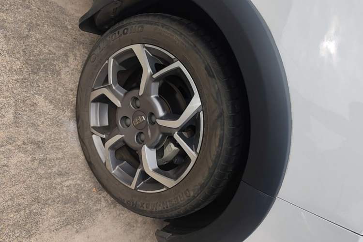 Used Geely Auto Vision X1 2017 1.3L Automatic Player Edition Right Front Wheel Hub