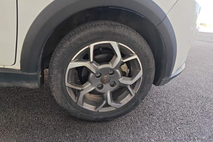 Used Geely Auto Vision X1 2017 1.3L Automatic Player Edition Right Front Wheel Hub