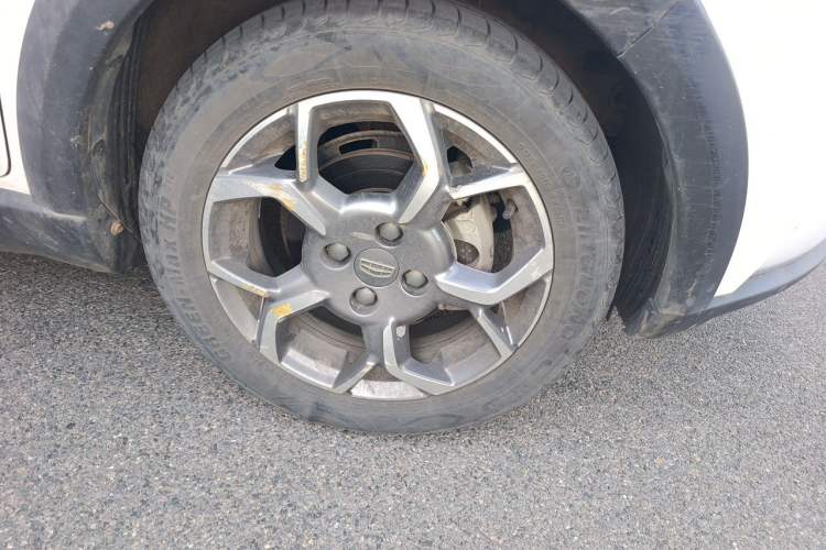 Used Geely Auto Vision X1 2017 1.3L Automatic Fun Edition Right Front Wheel Hub