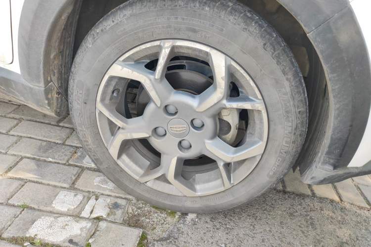 Used Geely Auto Vision X1 2017 1.3L Automatic Player Edition Right Front Wheel Hub