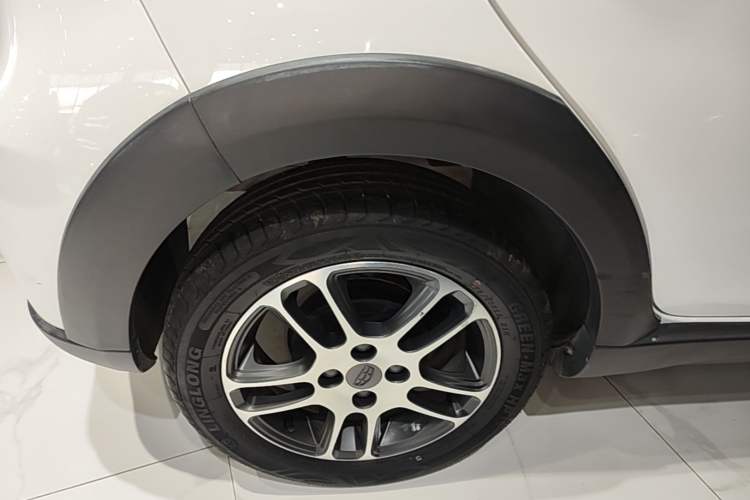 Used Geely Auto Vision X1 2017 1.3L Automatic Player Edition Right Rear Wheel Hub