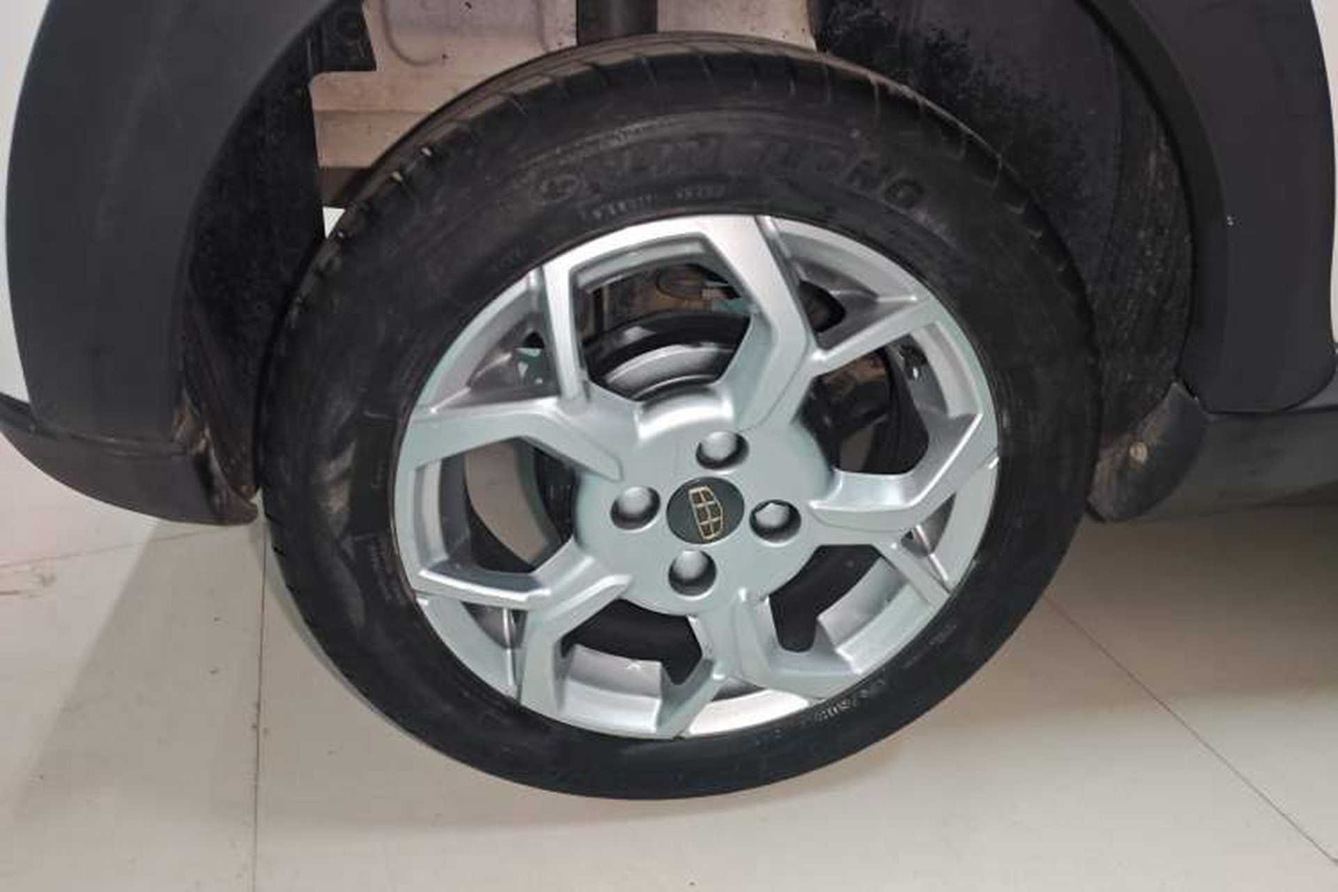 Used Geely Auto Vision X1 2017 1.3L Automatic Fun Edition Right Rear Wheel Hub