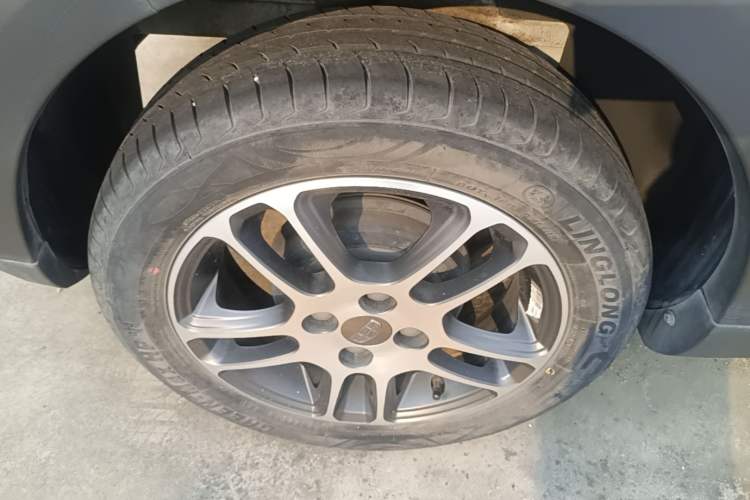 Used Geely Auto Vision X1 2017 1.3L Automatic Player Edition Right Rear Wheel Hub