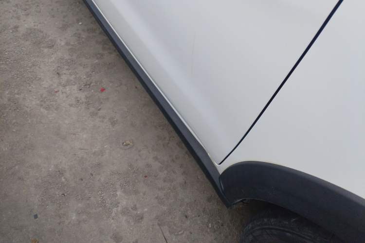 Used Geely Auto Vision X1 2017 1.3L Manual Frenzy Edition Right Side Sill