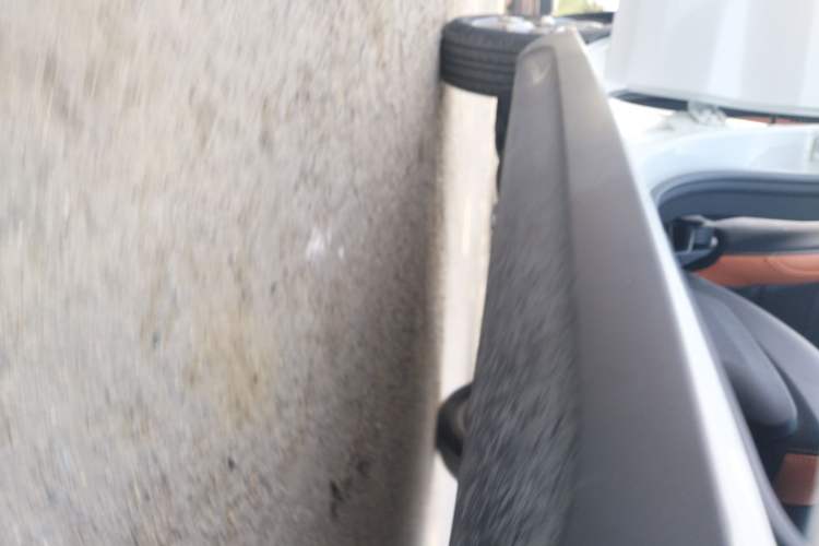 Used Geely Auto Vision X1 2017 1.3L Automatic Player Edition Right Side Sill