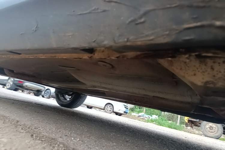 Used Geely Auto Vision X1 2017 1.3L Automatic Player Edition Right Side Sill