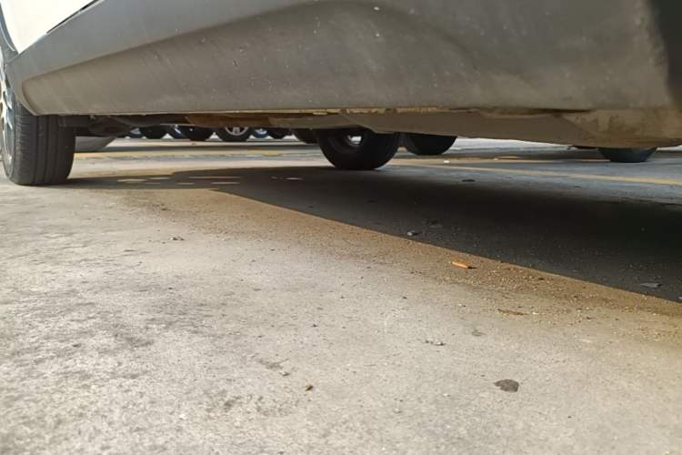 Used Geely Auto Vision X1 2017 1.3L Automatic Player Edition Right Side Sill