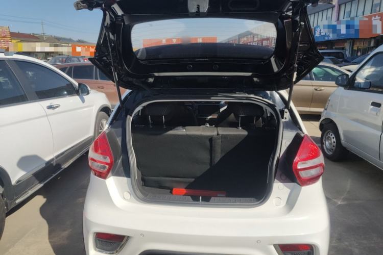 Used Geely Auto Vision X1 2017 1.3L Automatic Fun Edition Trunk