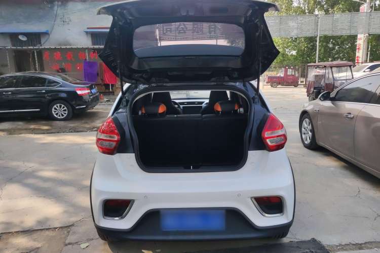 Used Geely Auto Vision X1 2017 1.3L Automatic Player Edition Trunk