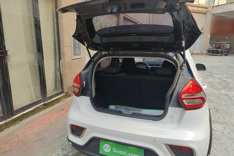 Used Geely Auto Vision X1 2017 1.3L Automatic Fun Edition Trunk