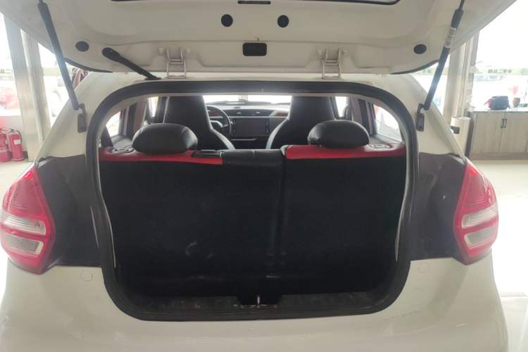 Used Geely Auto Vision X1 2017 1.3L Manual Frenzy Edition Trunk