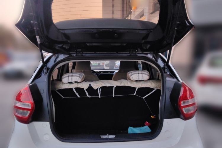 Used Geely Auto Vision X1 2017 1.3L Automatic Player Edition Trunk