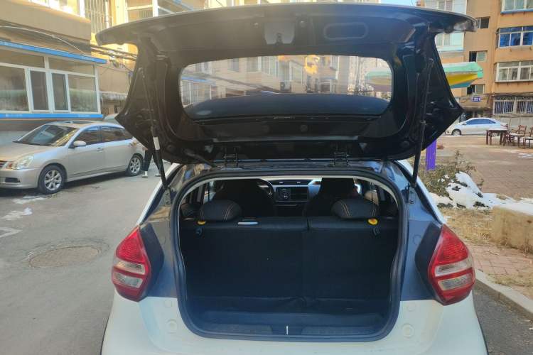 Used Geely Auto Vision X1 2017 1.3L Manual Frenzy Edition Trunk