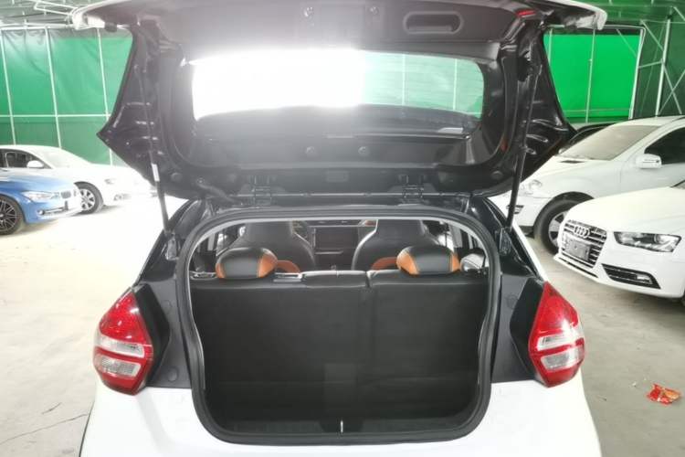 Used Geely Auto Vision X1 2017 1.3L Automatic Player Edition Trunk