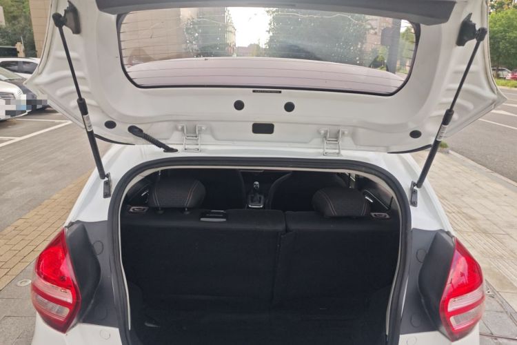 Used Geely Auto Vision X1 2017 1.3L Automatic Fun Edition Trunk