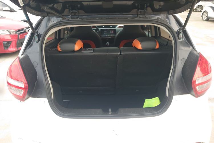 Used Geely Auto Vision X1 2017 1.3L Automatic Player Edition Trunk