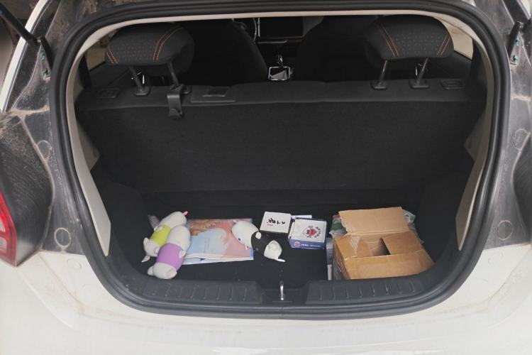 Used Geely Auto Vision X1 2017 1.3L Automatic Fun Edition Trunk