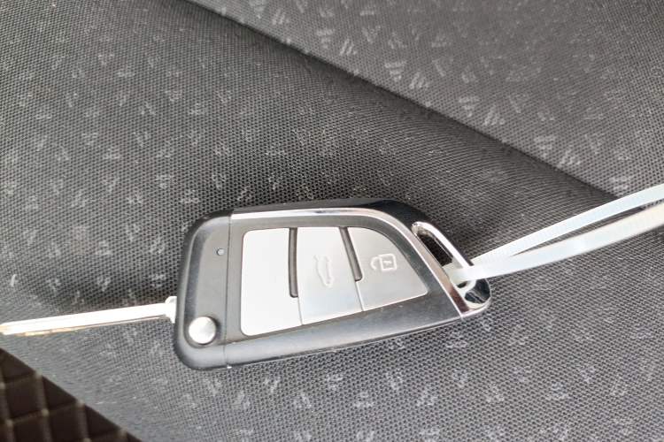 Used Geely Auto Vision X1 2017 1.3L Automatic Fun Edition Vehicle Key