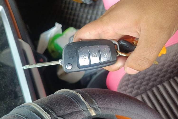 Used Geely Auto Vision X1 2017 1.3L Automatic Fun Edition Vehicle Key
