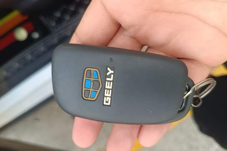 Used Geely Auto Vision X1 2017 1.3L Automatic Player Edition Vehicle Key