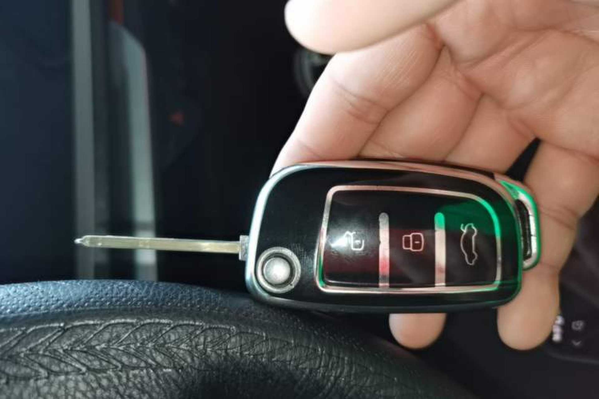 Used Geely Auto Vision X1 2017 1.3L Automatic Player Edition Vehicle Key