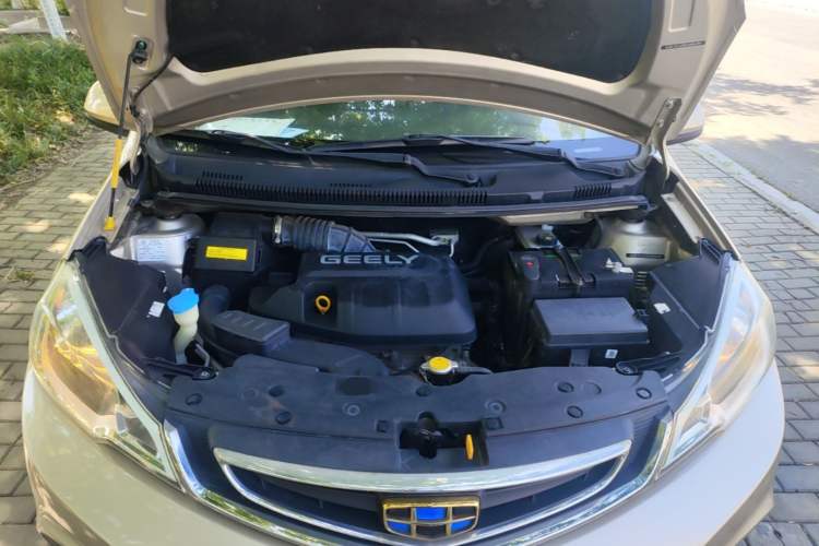 Used Geely Auto Vision X1 2017 1.3L Automatic Fun Edition Engine Bay