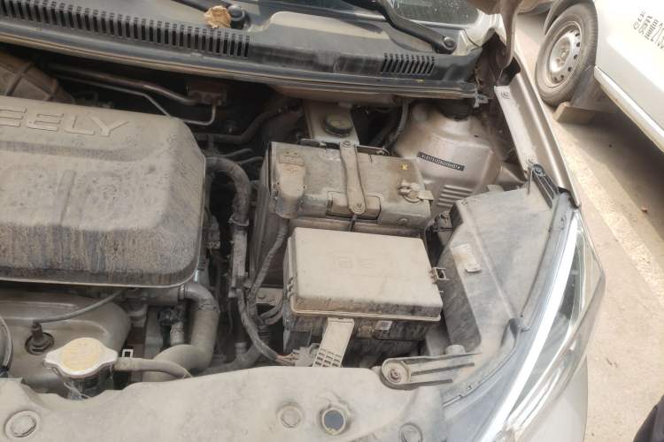 Used Geely Auto Vision X1 2017 1.3L Automatic Player Edition Engine Bay Left