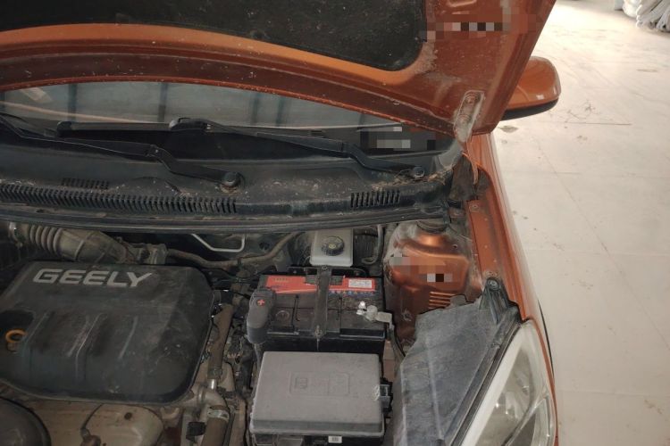Used Geely Auto Vision X1 2017 1.3L Manual Frenzy Edition Engine Bay Left