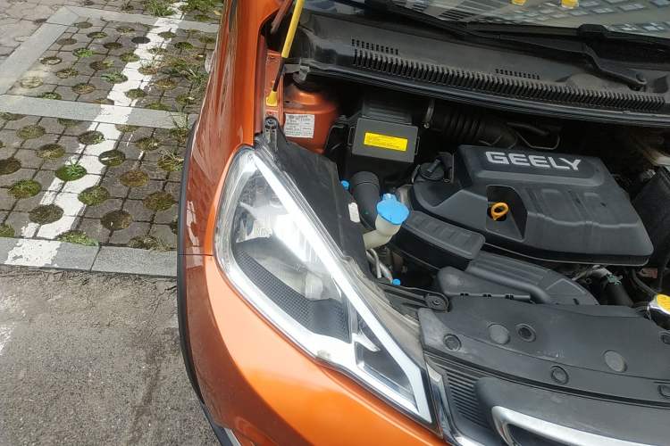 Used Geely Auto Vision X1 2017 1.3L Automatic Player Edition Engine Bay Right