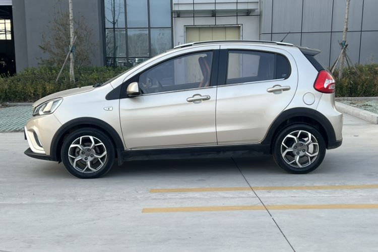 Used Geely Auto Vision X1 2017 1.3L Automatic Player Edition Exterior 2