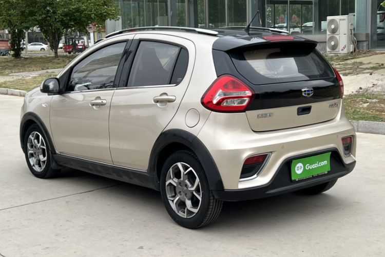 Used Geely Auto Vision X1 2017 1.3L Automatic Player Edition Exterior 4