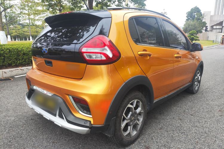 Used Geely Auto Vision X1 2017 1.3L Automatic Player Edition Exterior 5