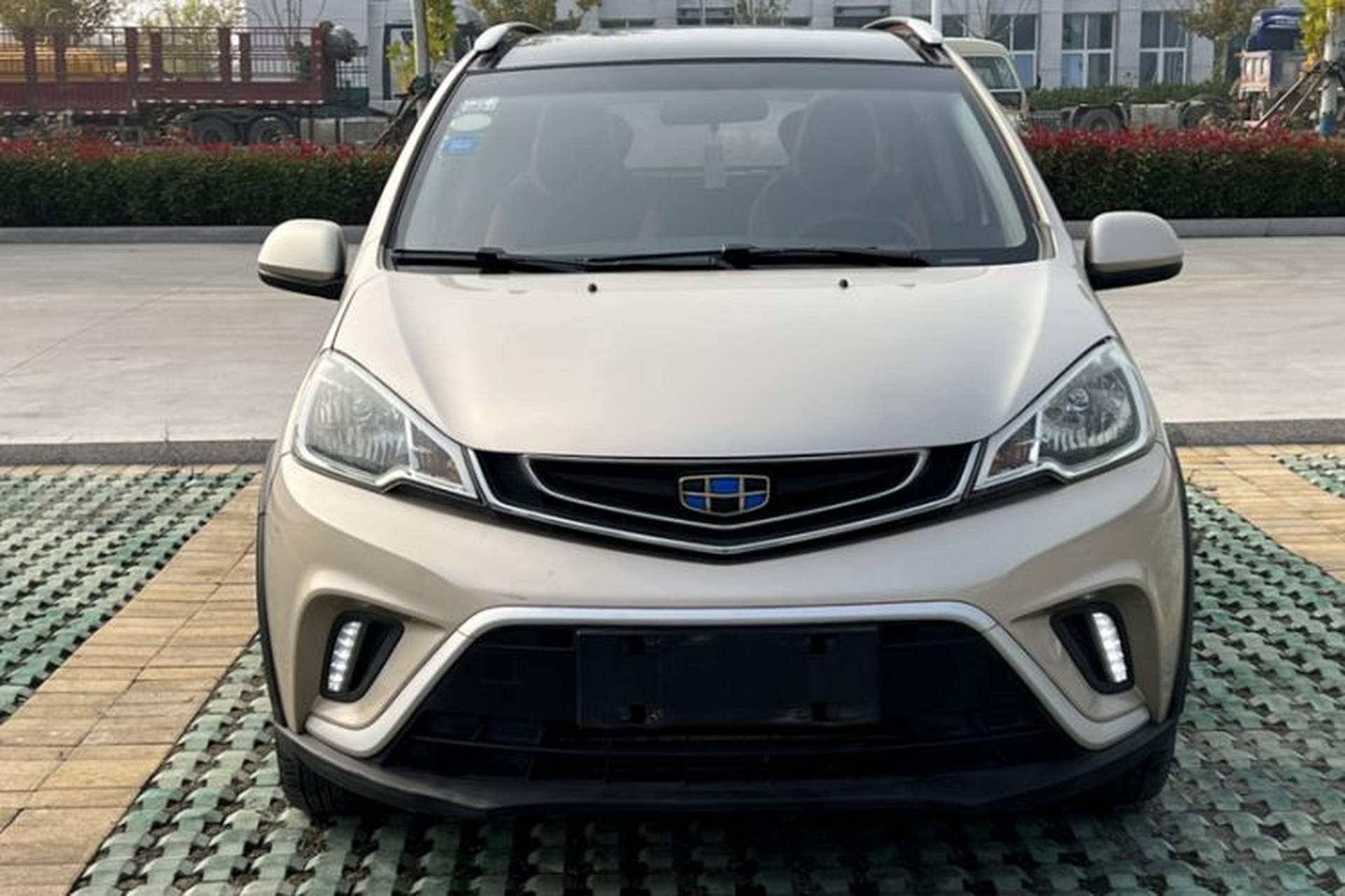 Used Geely Auto Vision X1 2017 1.3L Automatic Player Edition Exterior 6