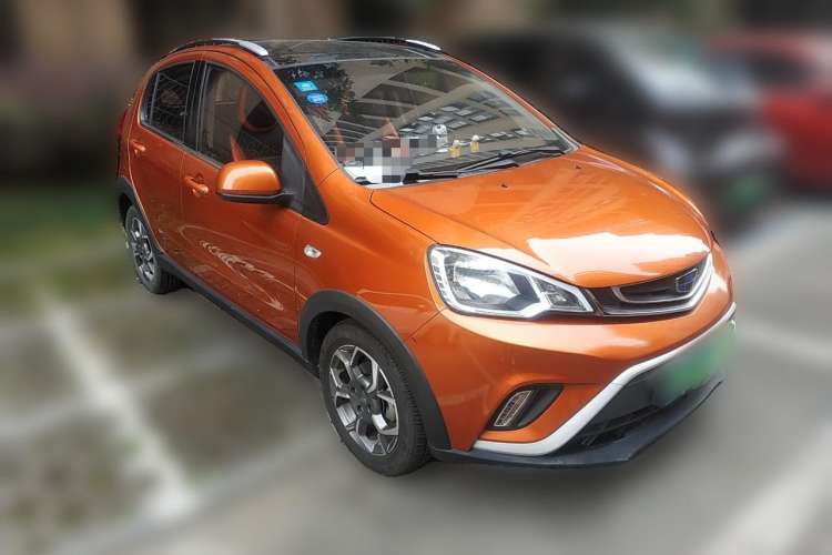 Used Geely Auto Vision X1 2017 1.3L Automatic Player Edition Front Right 45 Deg