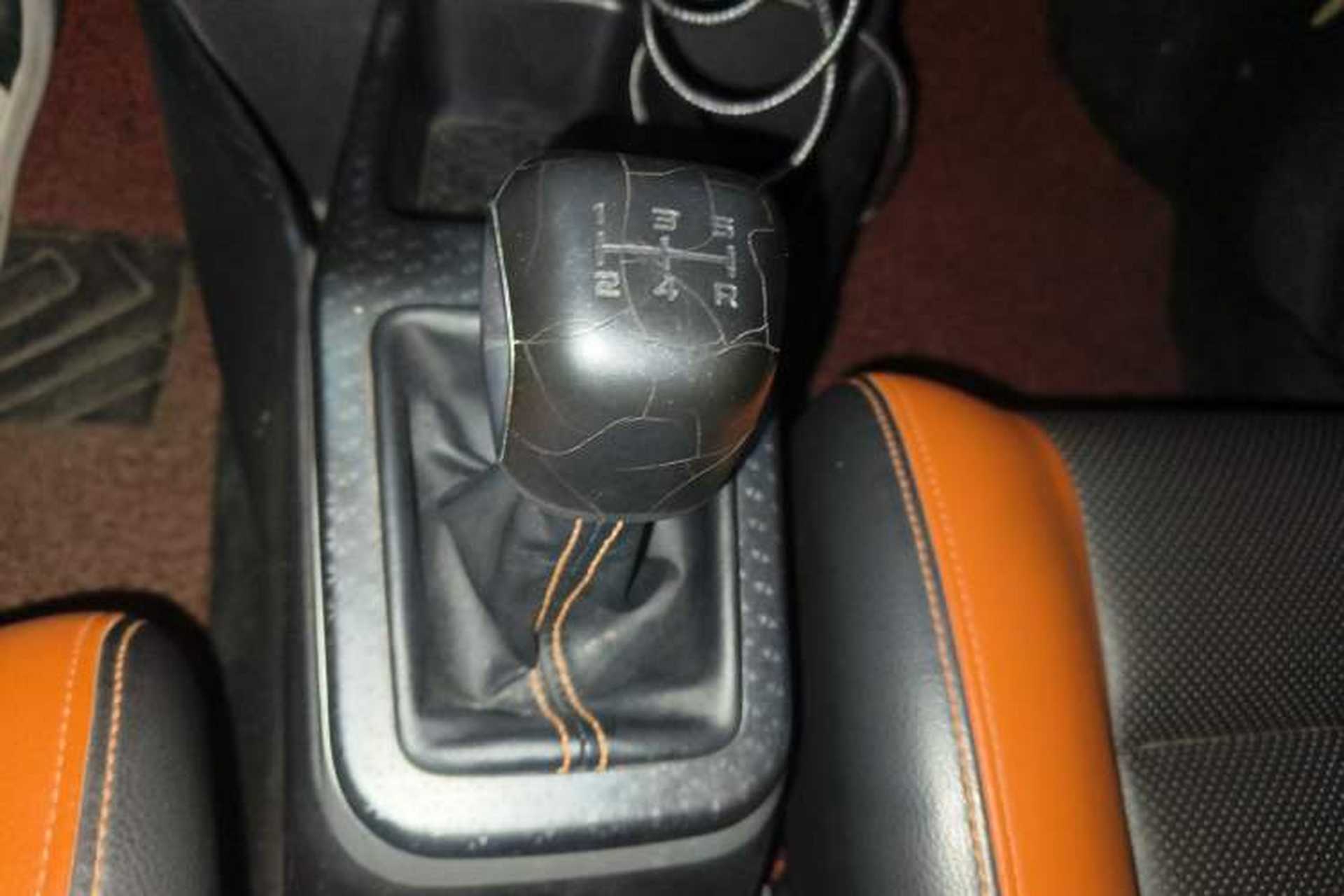 Used Geely Auto Vision X1 2017 1.3L Manual Frenzy Edition Gear Lever